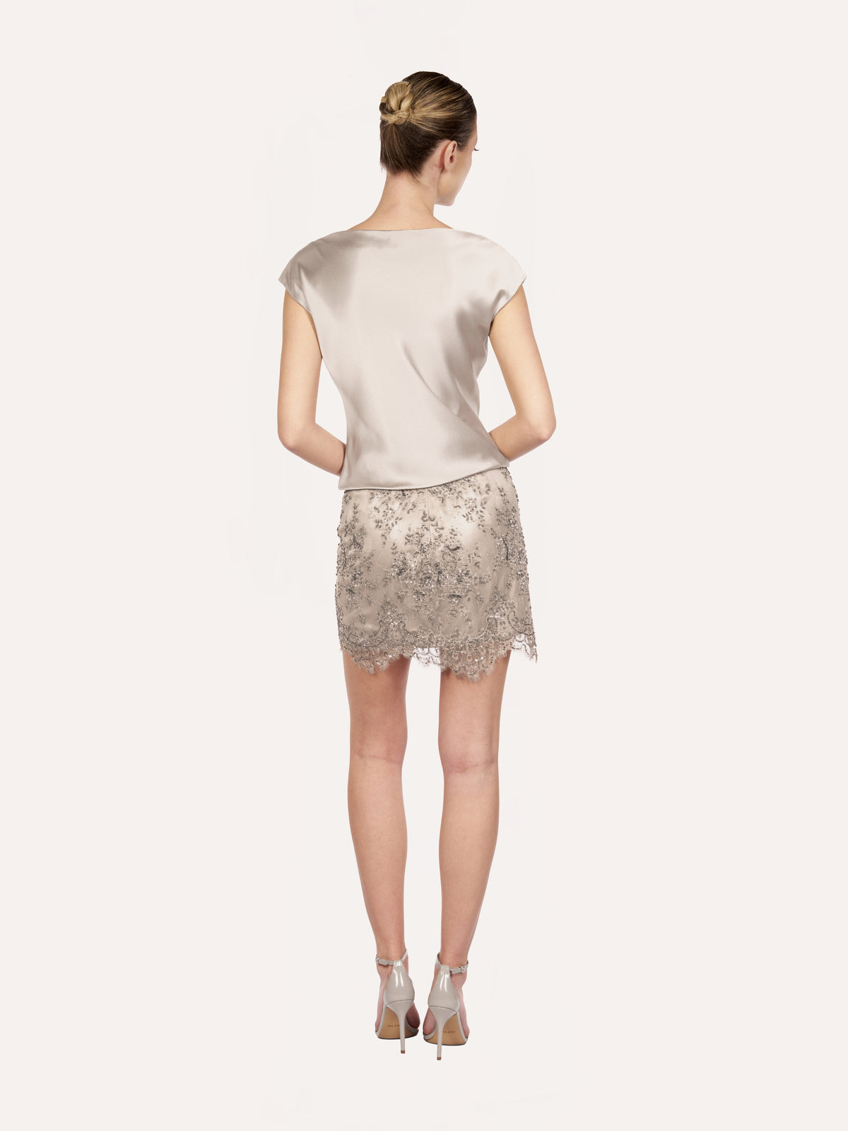 #color_platinum