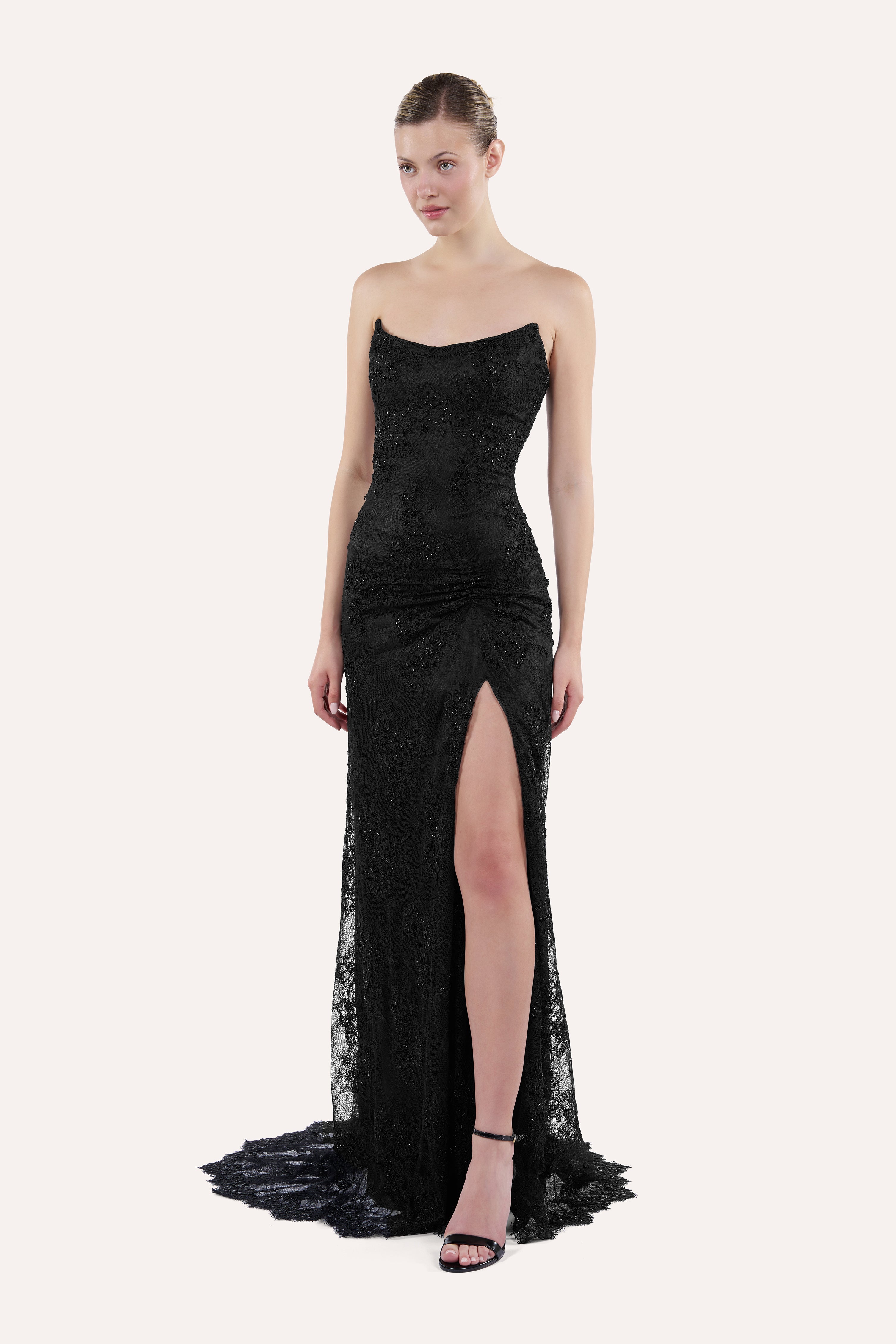 Boat neck dress with train