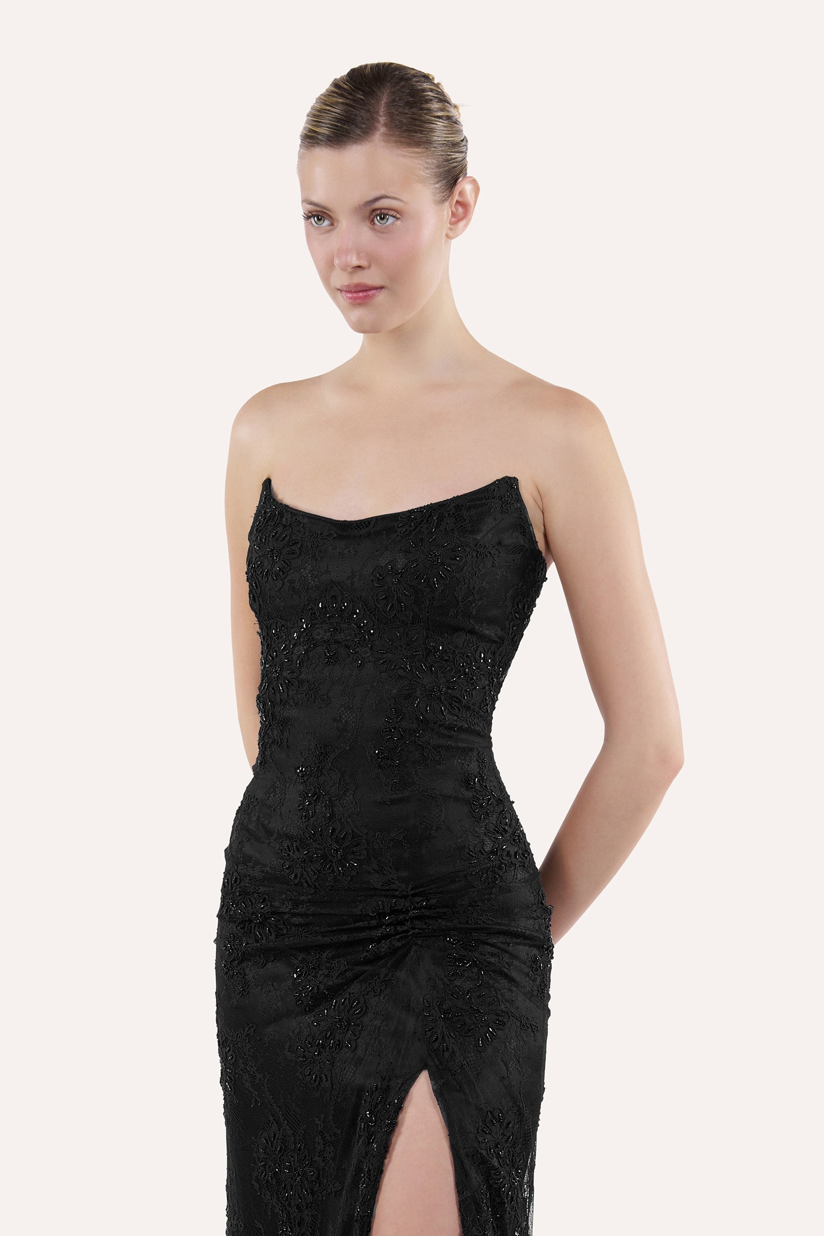 Boat neck dress with train