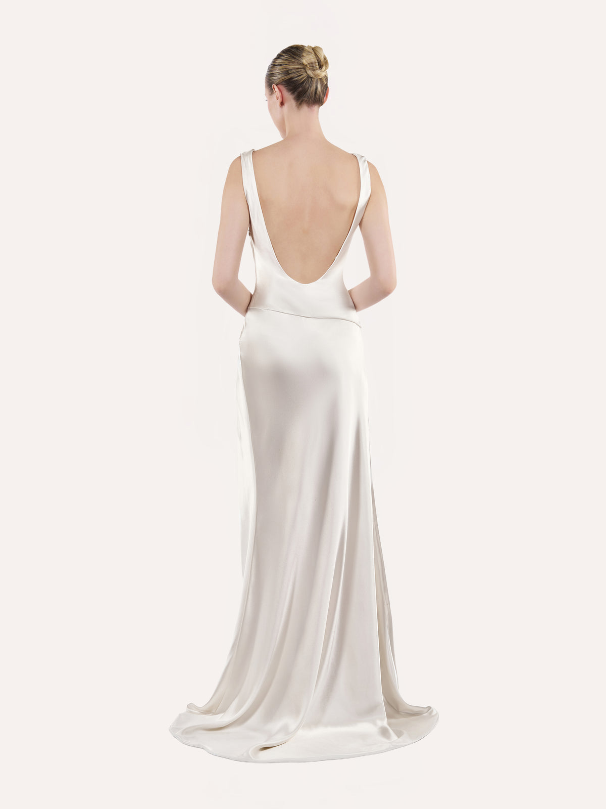 #color_ivory