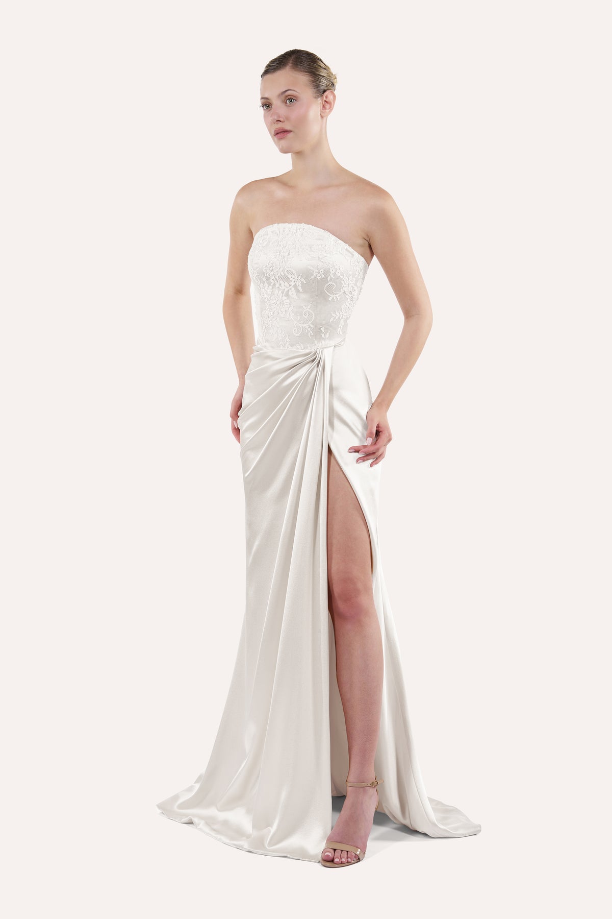 Round-neck draped dress